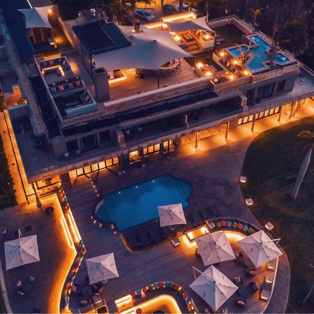 Sky Villa Boutique Hotel By Raw Africa Collection Плеттенберг-Бей Экстерьер фото Aerial view of the hotel